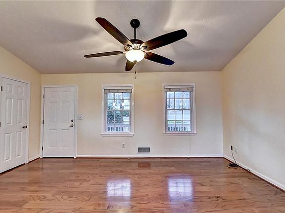 5th image of 3008 Ashly Woods Dr