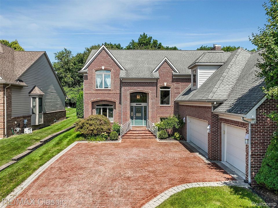 1st image of 18270 Cascade Dr
