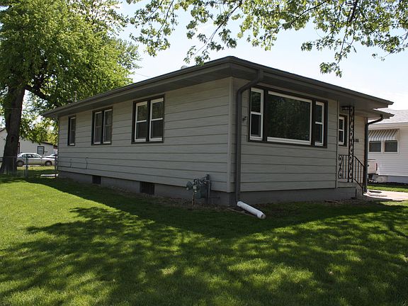 3rd image of 3101 Avenue I