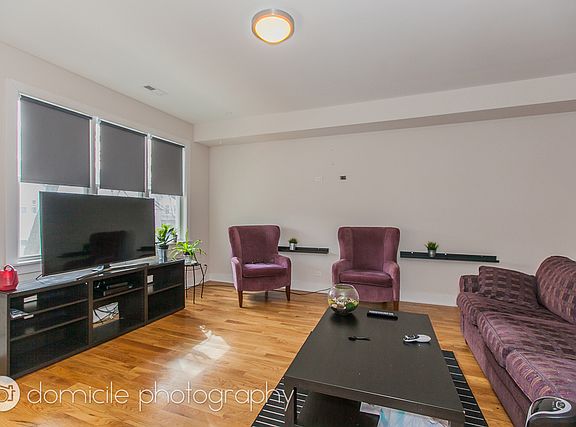 2nd image of 3114 N Southport Ave #2F