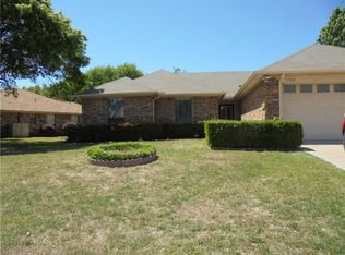 3708 Ashley Ln, Fort Worth, TX 76123