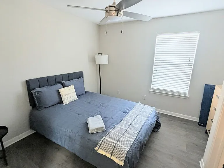 Centric on 34th Apartments — Photo 28
