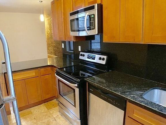 4th image of 268 W 136th St APT 4