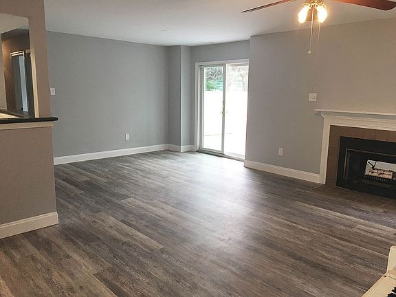 Open Concept Dining Area