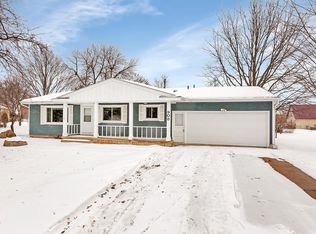 908 Brenda Lee Dr, Saint Cloud, MN 56303