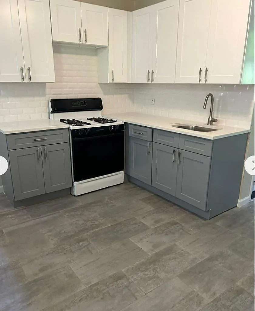 2 bed, 800 sqft, $1,799 — Photo 1