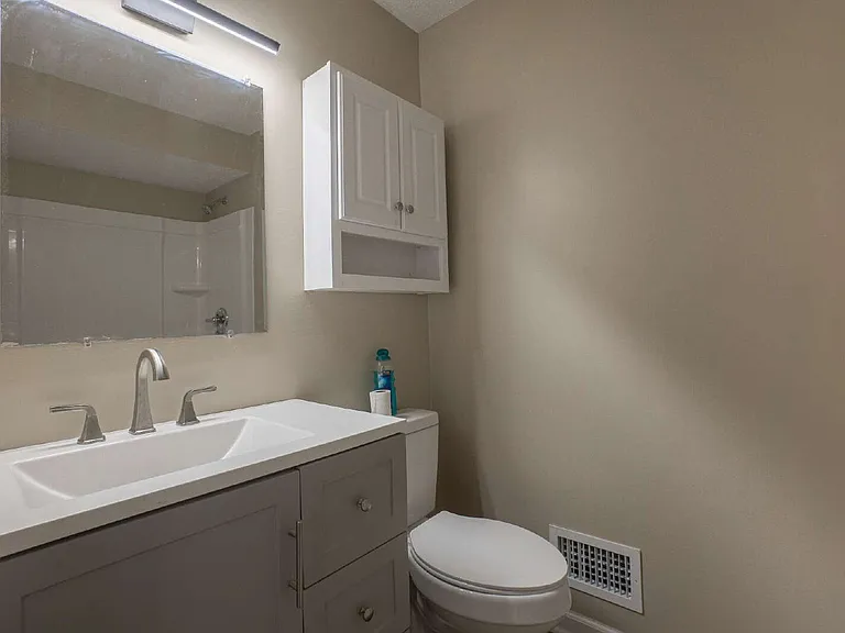 26 Bedford Ct — Photo 27