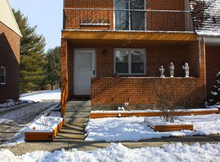 17 Rickmar Ln, Malvern, PA 19355