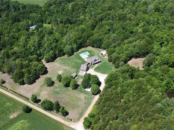 12491 Brahma Dr, Garfield, AR 72732