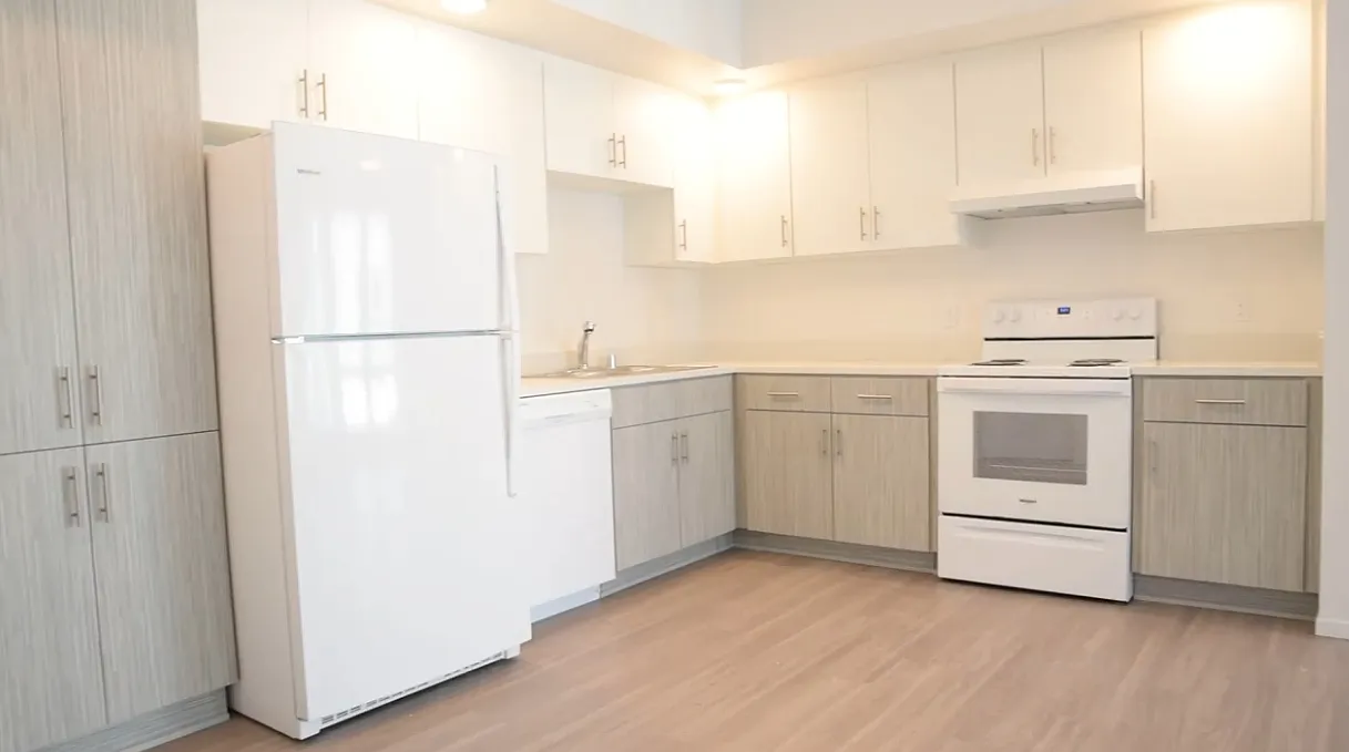 2 bed, 1.0 bath, $2,362 — Photo 3