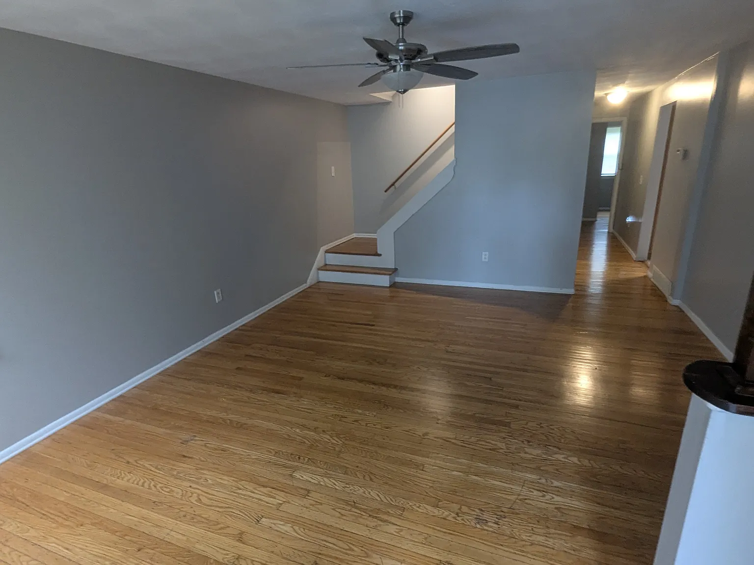5 bed, 1336 sqft, $2,800 — Photo 4