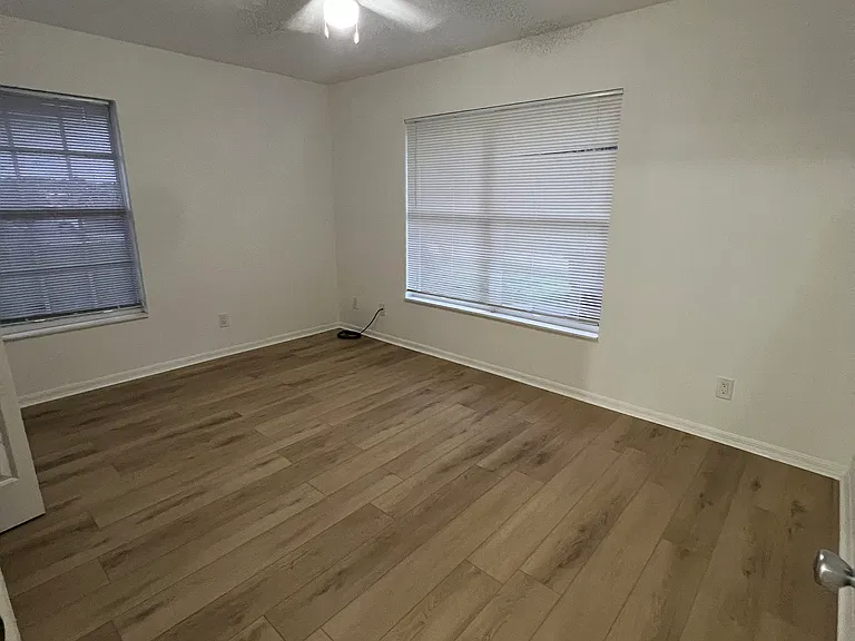 1541 Hightower Ave S — Photo 8