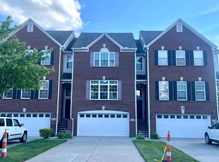 432 Cherry Orchard Rd #75, Canton, MI 48188