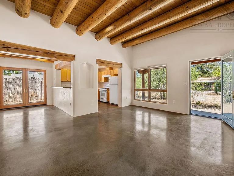 530B Lolita St — Photo 4