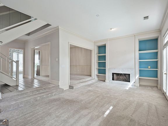 3rd image of 1538 Oak Grove Rd