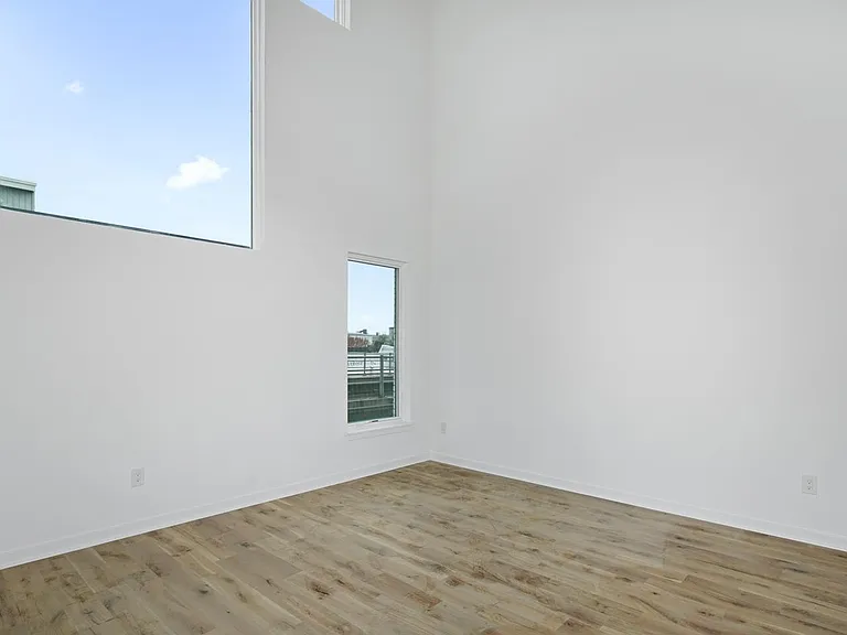 1246 N Front St #3 — Photo 7