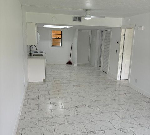 5th image of 606 Gerald Ave APT 112