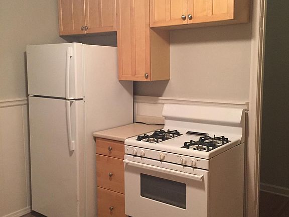 Kitchen (stove and refrigerator)