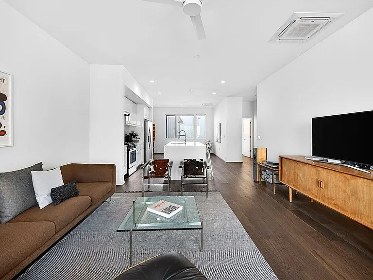 979 Eames Walk — Photo 23