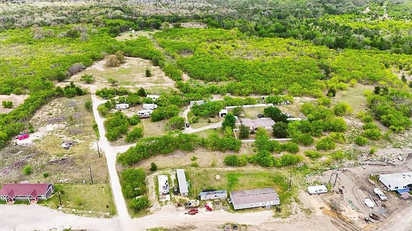 2nd image of 1328 State Highway 21 W