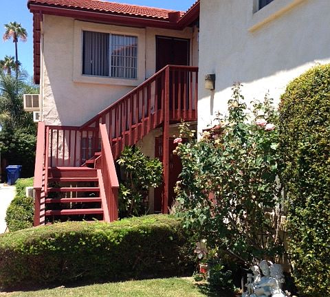 3rd image of 810 S Magnolia Ave #D-el