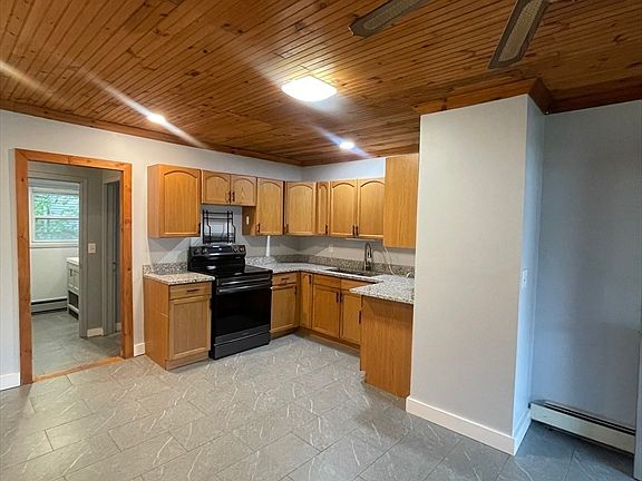 4th image of 60 Pearl St