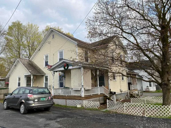 43 Maple Street, Poultney, VT 05764
