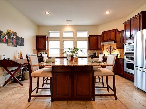 2nd image of 12729 Connemara Ln