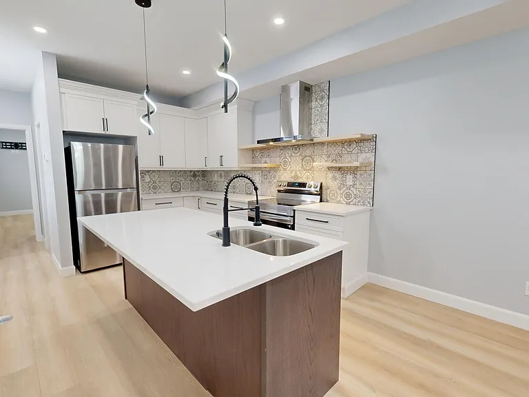 126 Price St #3 — Photo 10