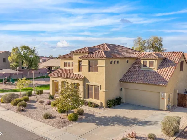 3102 E Turnberry Drive, Gilbert, AZ 85298