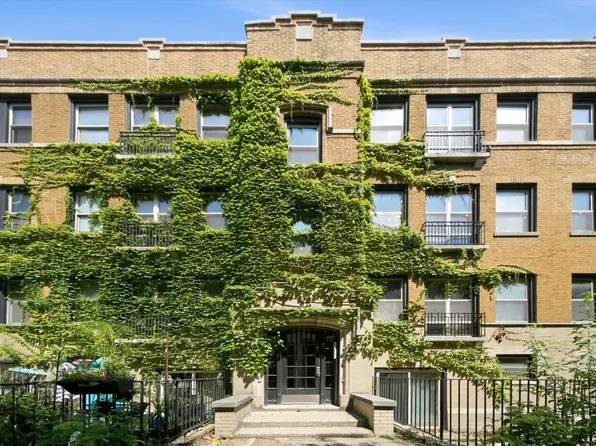 1221 W Greenleaf Ave APT 3S, Chicago, IL 60626