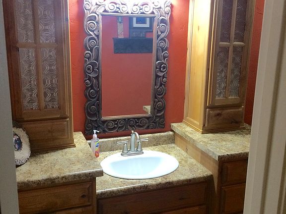 Guest bath #1 