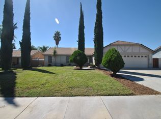 938 N Sunset Cir, Rialto, CA 92376