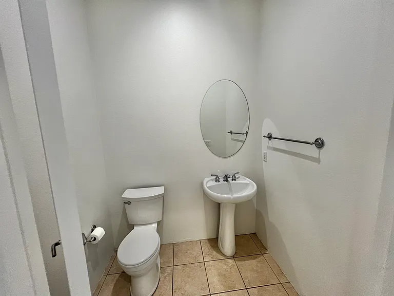 40921 Hovley Ct — Photo 24