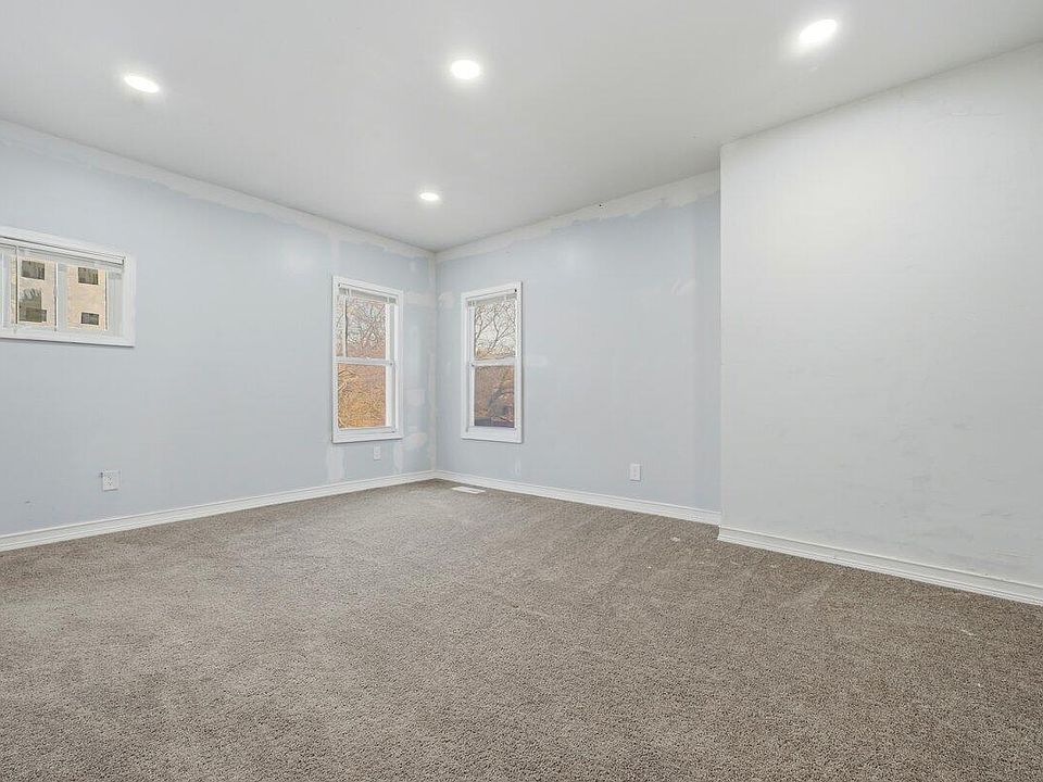 280 Holbrook St, photo 14