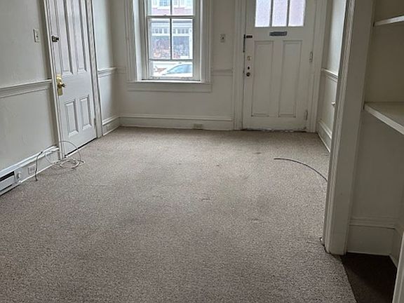 4th image of 19 E Main St APT A