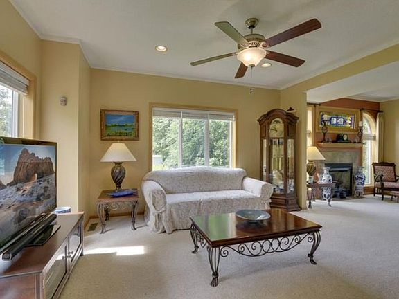 5th image of 29336 Goldenrod St NW