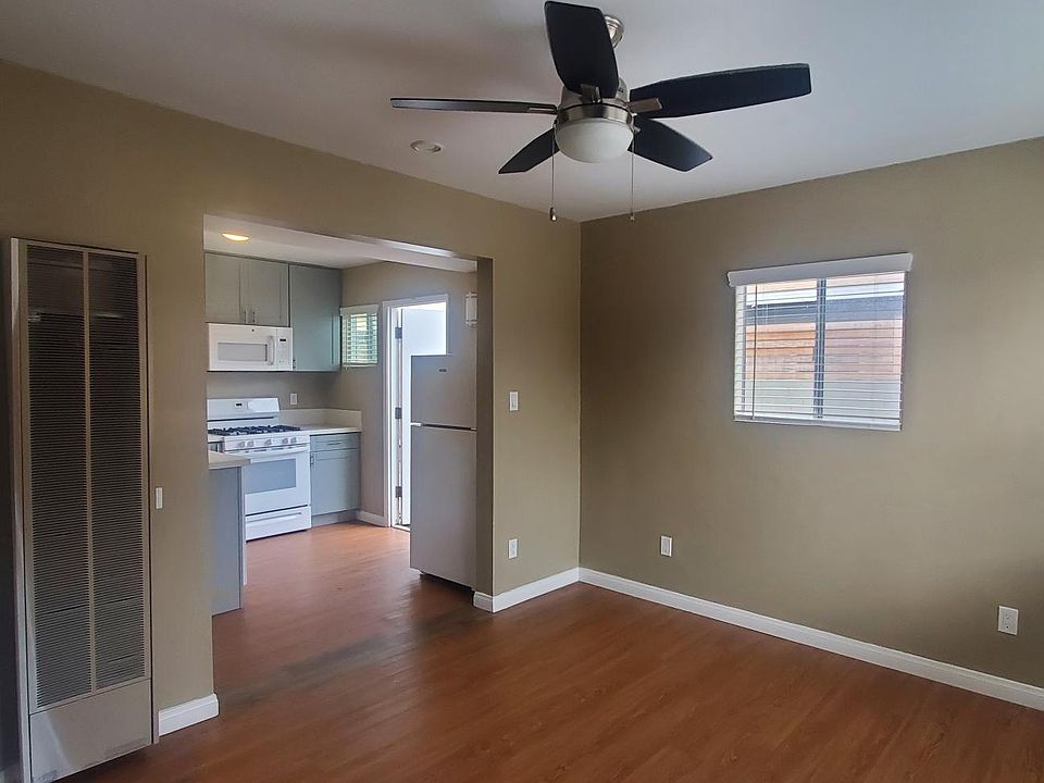 1st image of 2176 Thomas Ave APT 4