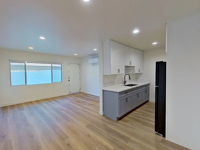 829 N Garfield St — Photo 22