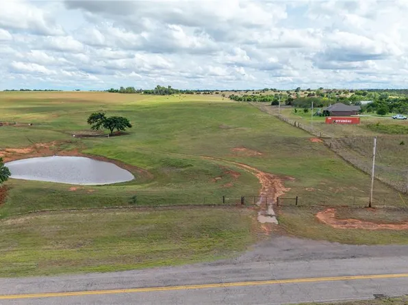 S Frontage Rd, Weatherford, OK 73096