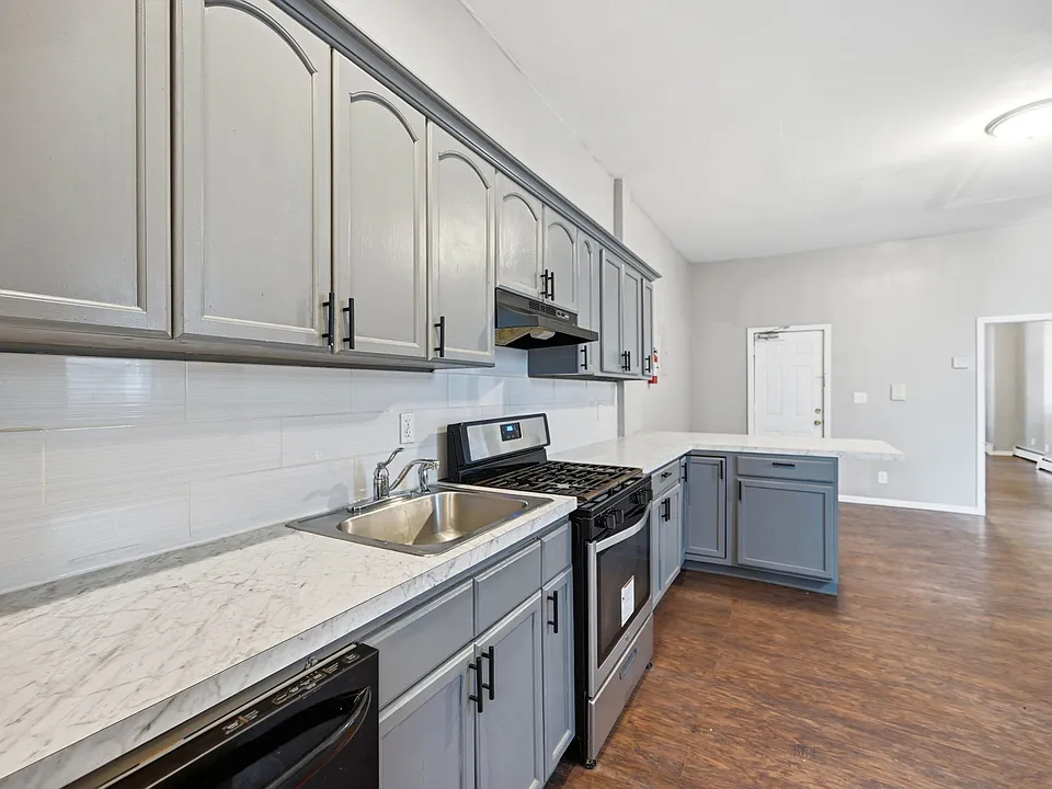 169 Mount Prospect Ave