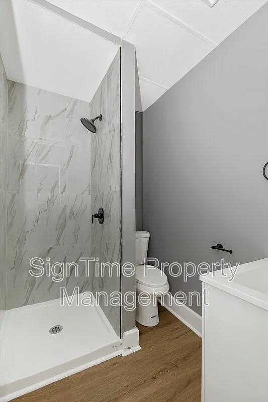 2 bed, 1.0 bath, 700 sqft, $1,265 — Photo 1