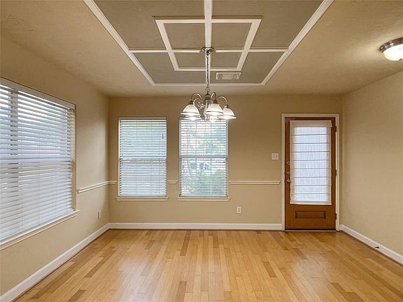 3rd image of 11827 Edenstone Dr