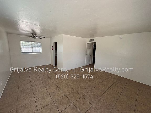 3rd image of 4626 E Douglas St #4628