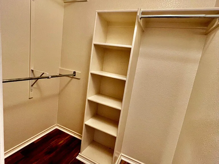 2905 Bluebird Ln — Photo 24