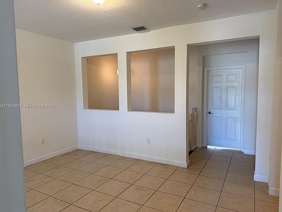 2nd image of 7540 NW 114th Pl