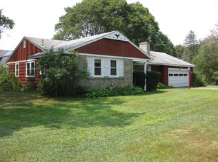 522 Pond St, Westwood, MA 02090