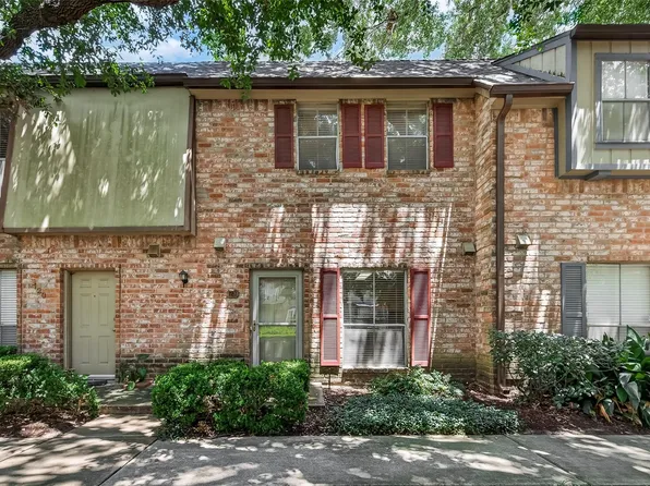 14715 Barryknoll Ln APT 121, Houston, TX 77079