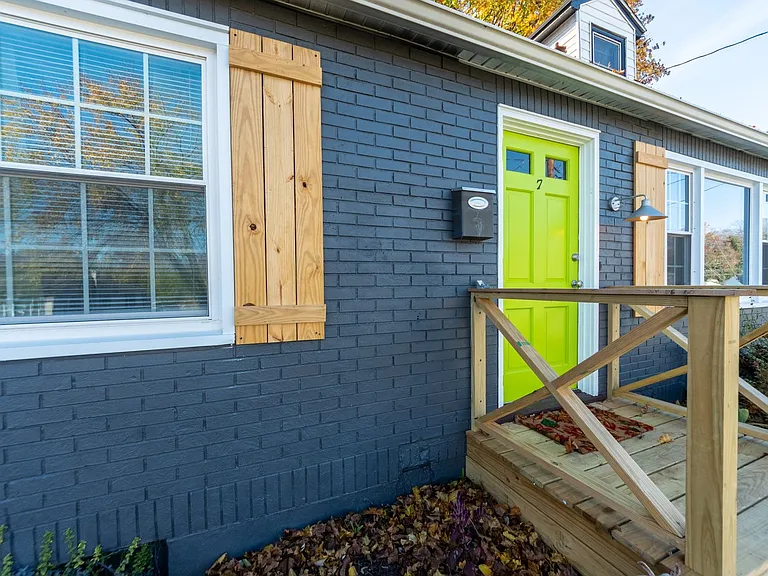 7 Circle Rd — Photo 6
