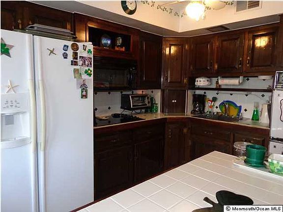 5th image of 1911 Seaman Ct